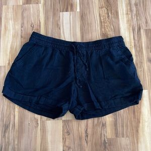 Old Navy size L black elastic waist band shorts